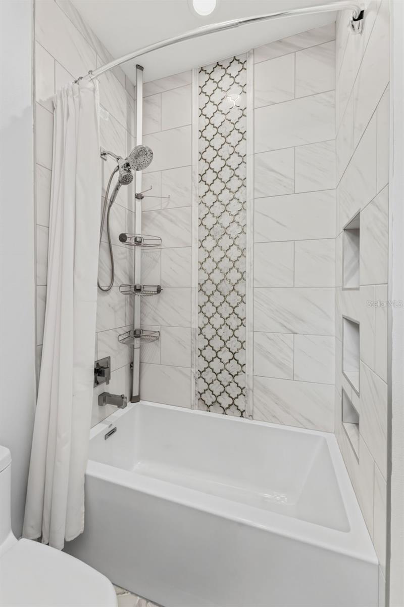 CYPRESS LAKE ESTATES - Residential