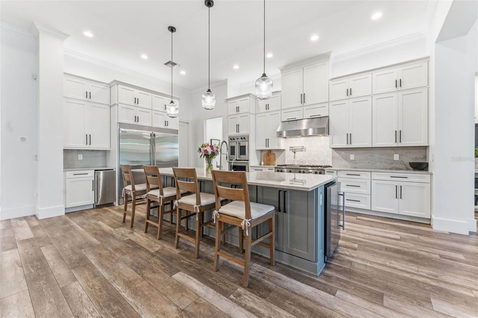 CYPRESS LAKE ESTATES - Residential