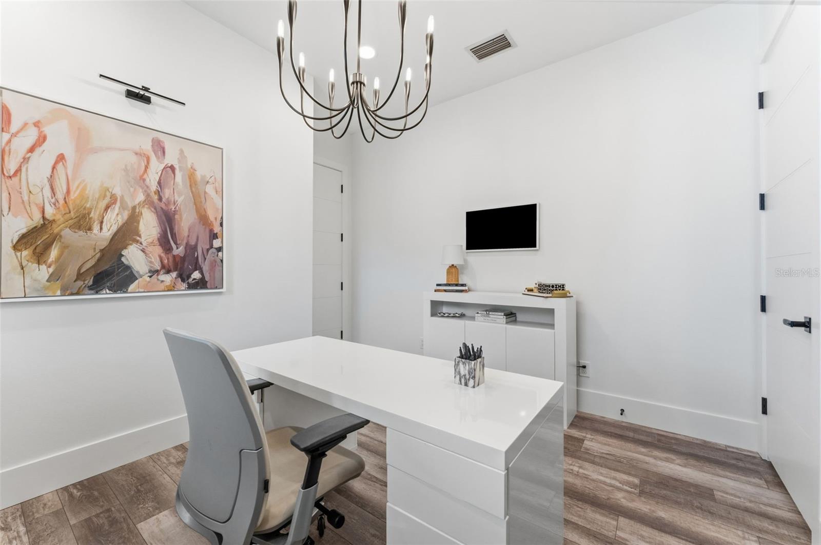 CYPRESS LAKE ESTATES - Residential