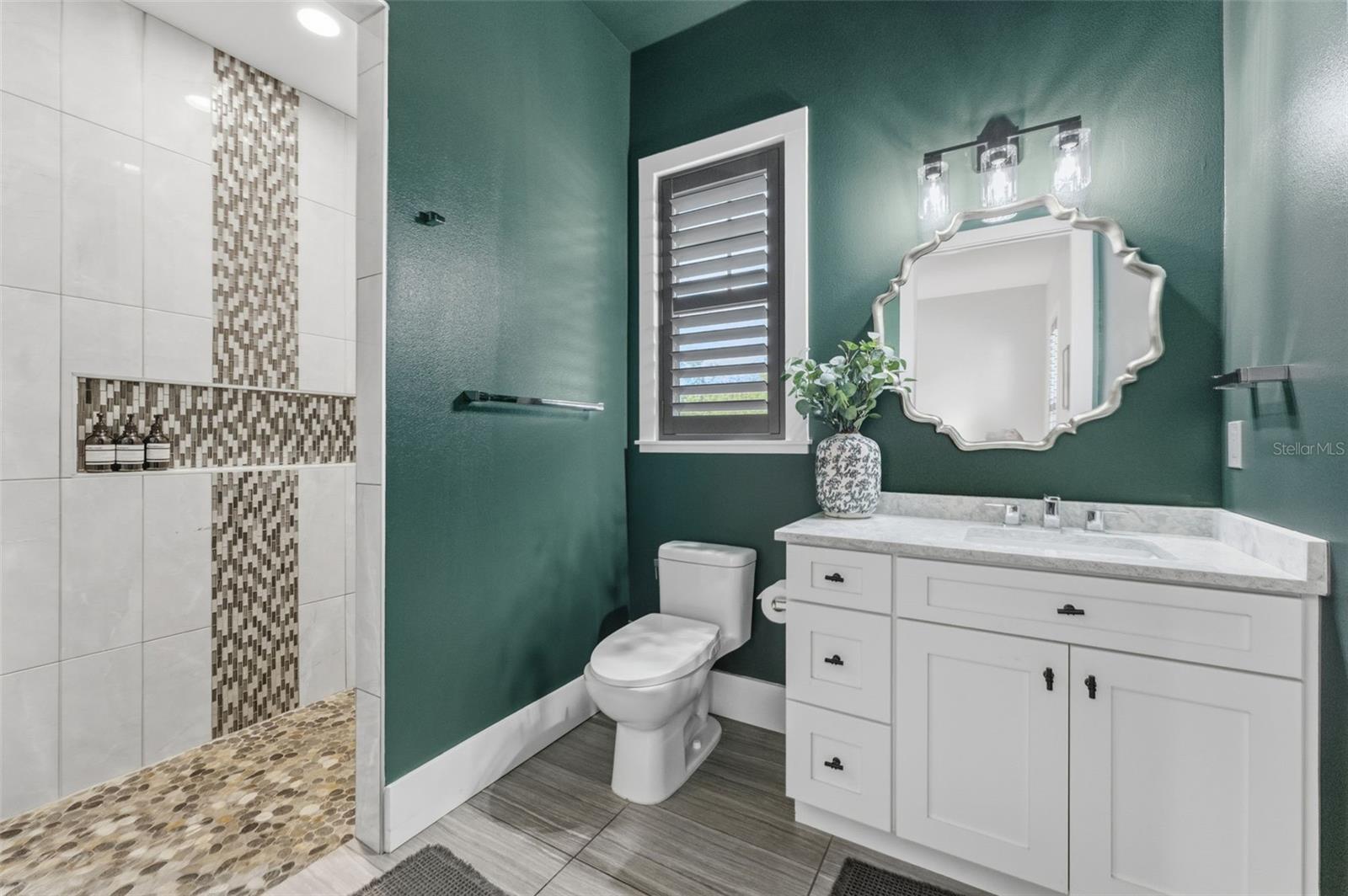 CYPRESS LAKE ESTATES - Residential