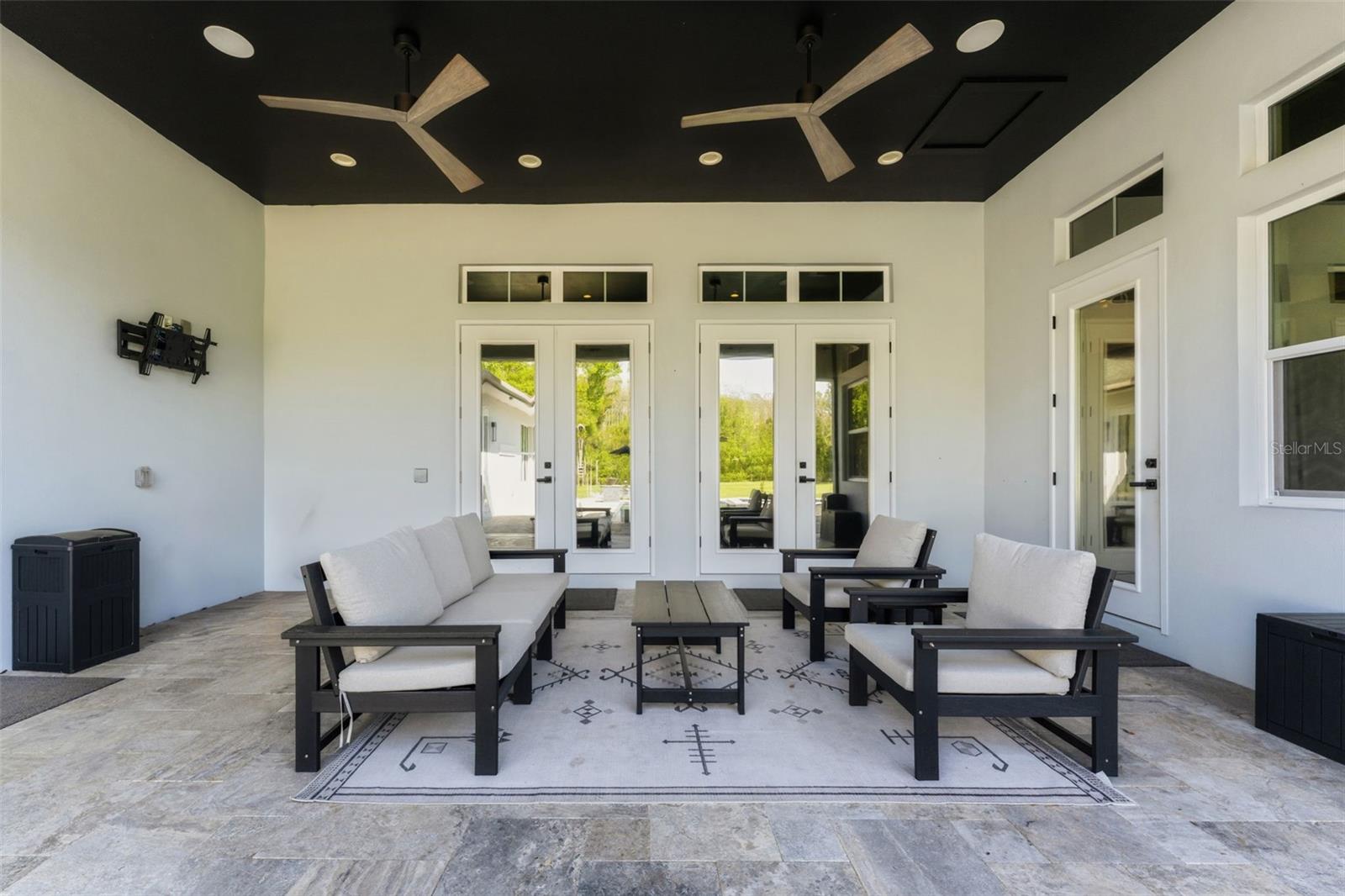 CYPRESS LAKE ESTATES - Residential