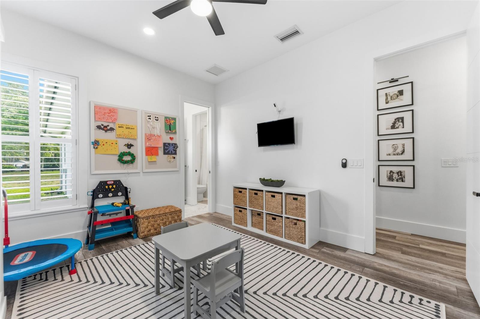 CYPRESS LAKE ESTATES - Residential