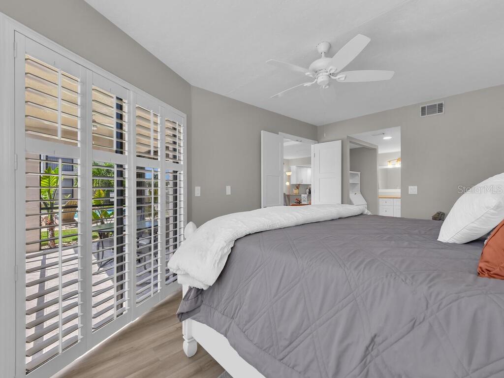 DOCKSIDE CONDO CAPE CORAL - Residential