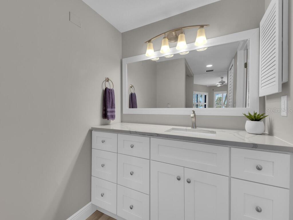DOCKSIDE CONDO CAPE CORAL - Residential