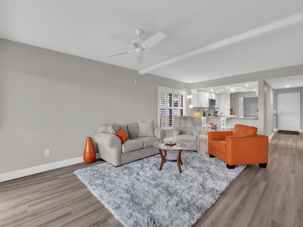 DOCKSIDE CONDO CAPE CORAL - Residential