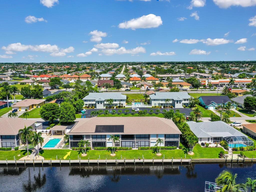 DOCKSIDE CONDO CAPE CORAL - Residential