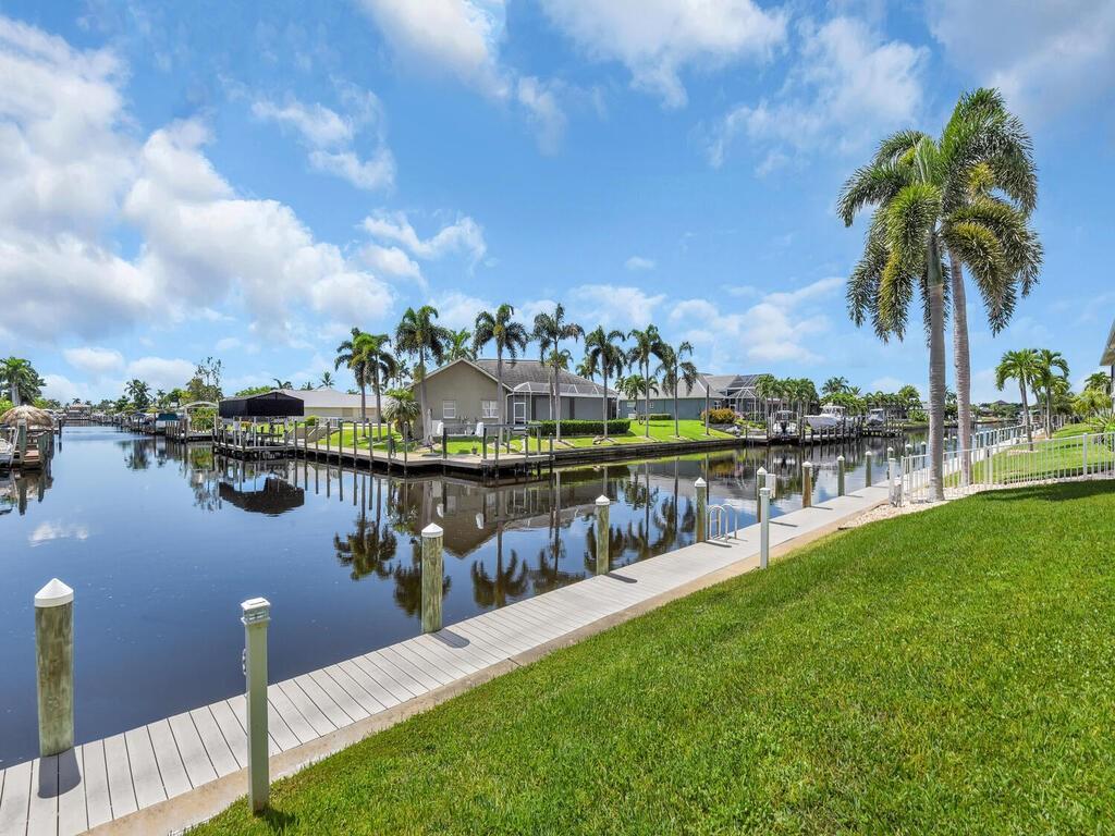 DOCKSIDE CONDO CAPE CORAL - Residential