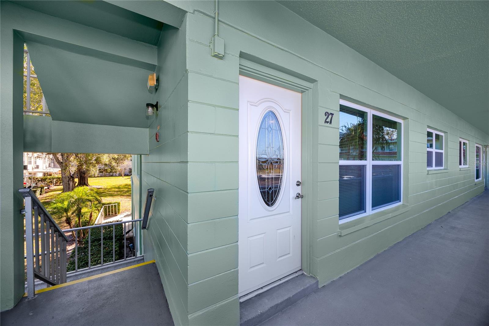 ON TOP OF THE WORLD - Residential