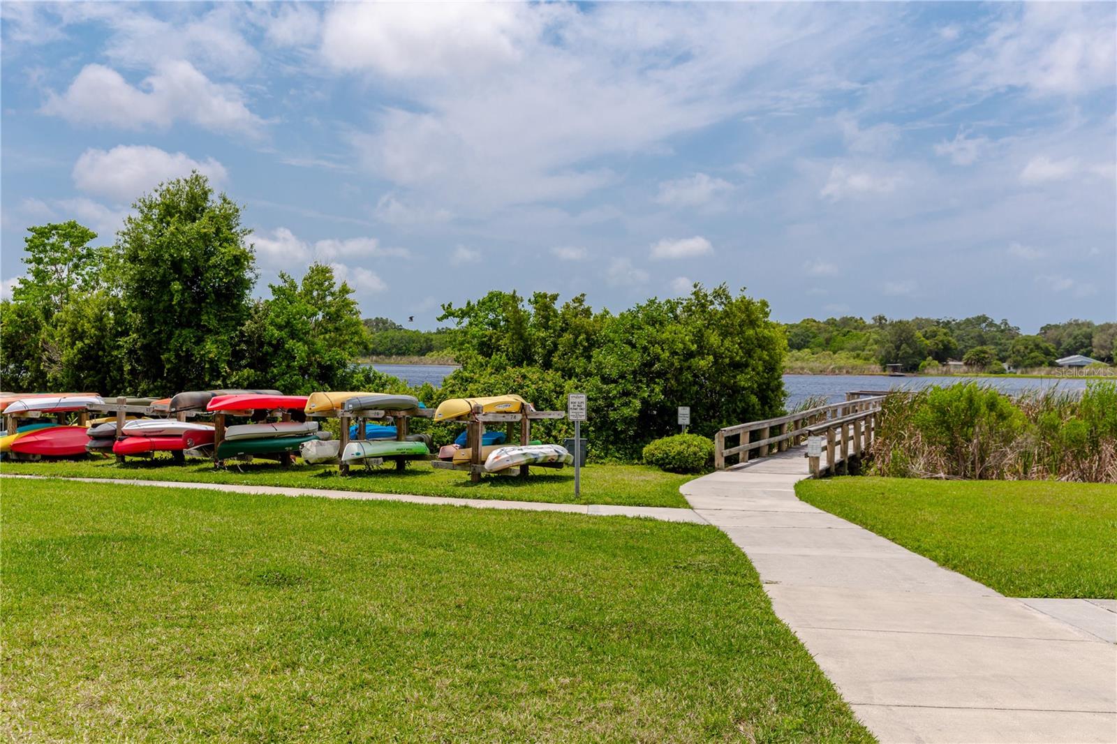 ON TOP OF THE WORLD - Residential