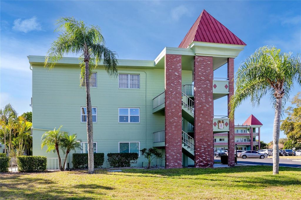 Photo of 2359 Finlandia Lane #27, Clearwater, FL 33763 (MLS # TB8451267)