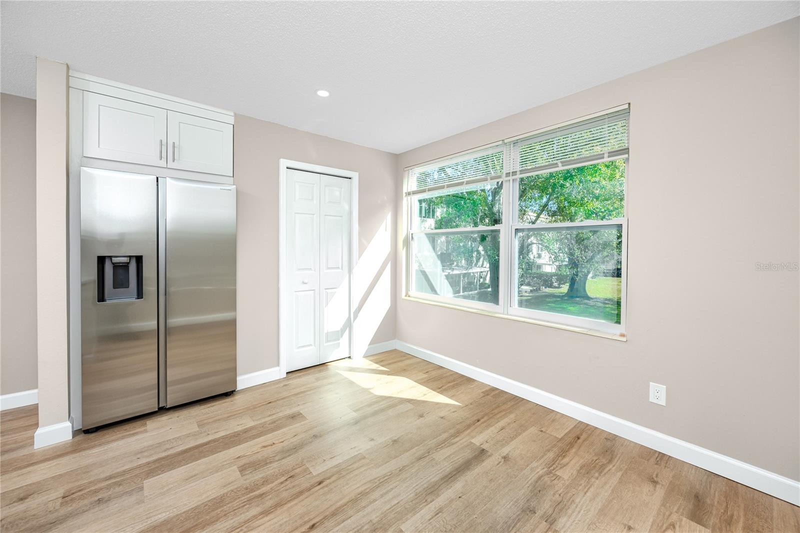 ON TOP OF THE WORLD - Residential