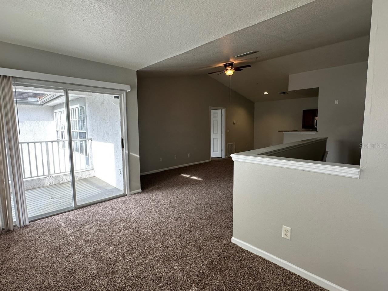 SUNSET LAKES CONDOMINIUM 8472/3367 UNIT 812 BLDG 2 - Residential