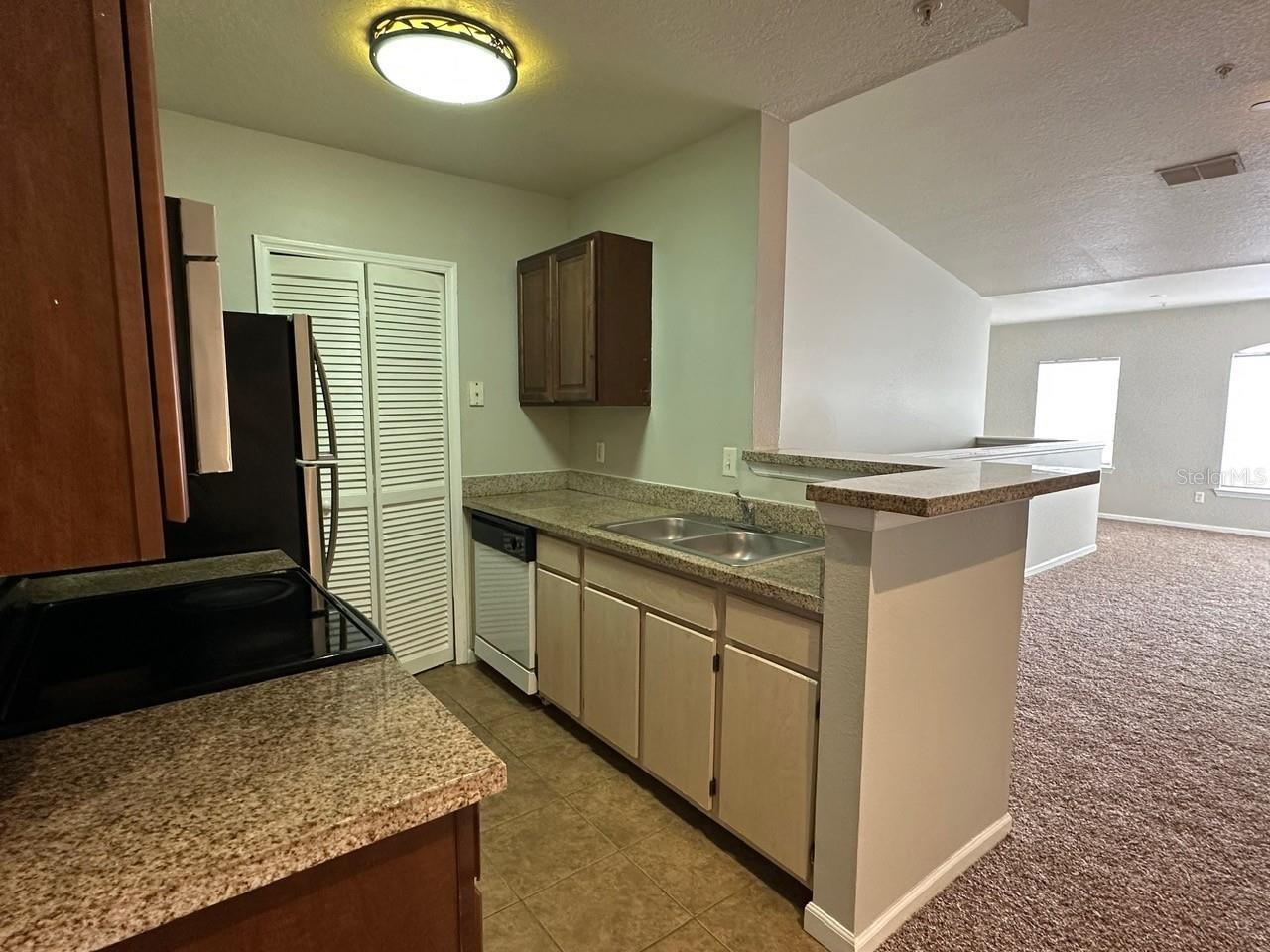 4348 S KIRKMAN ROAD 812