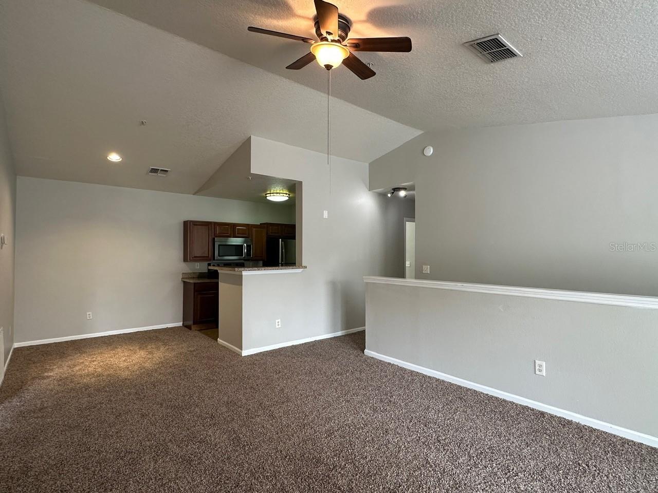 SUNSET LAKES CONDOMINIUM 8472/3367 UNIT 812 BLDG 2 - Residential