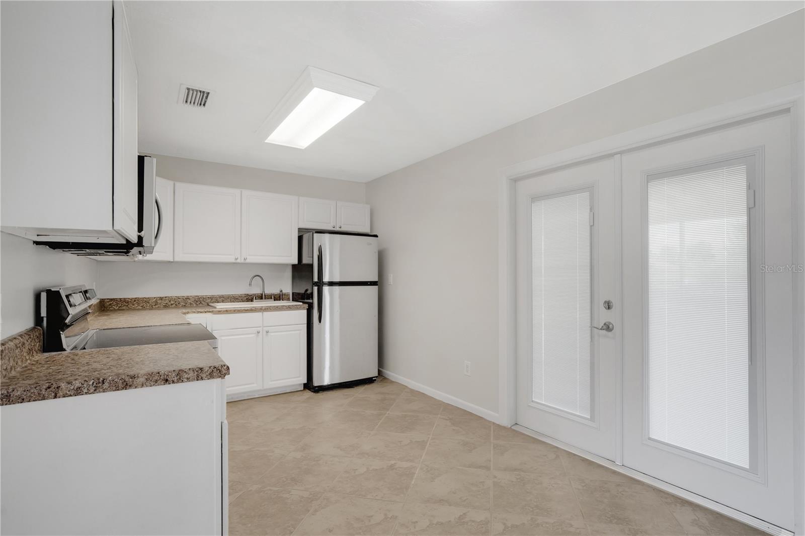 926 WILMINGTON DRIVE