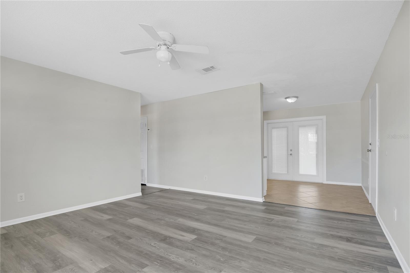 926 WILMINGTON DRIVE