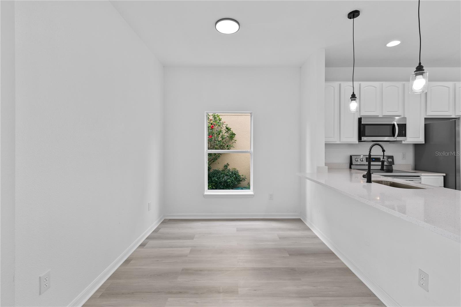 CYPRESS SHADOWS UNIT 1 - Residential