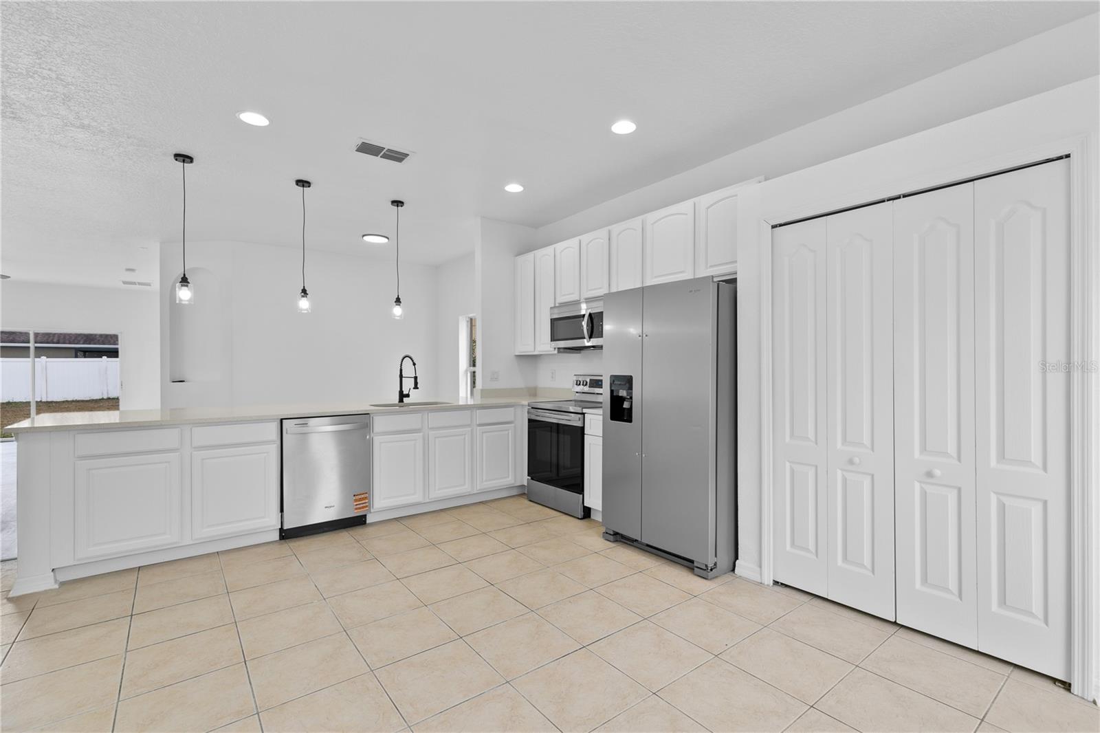 CYPRESS SHADOWS UNIT 1 - Residential