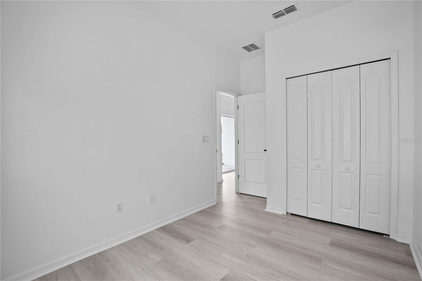 CYPRESS SHADOWS UNIT 1 - Residential