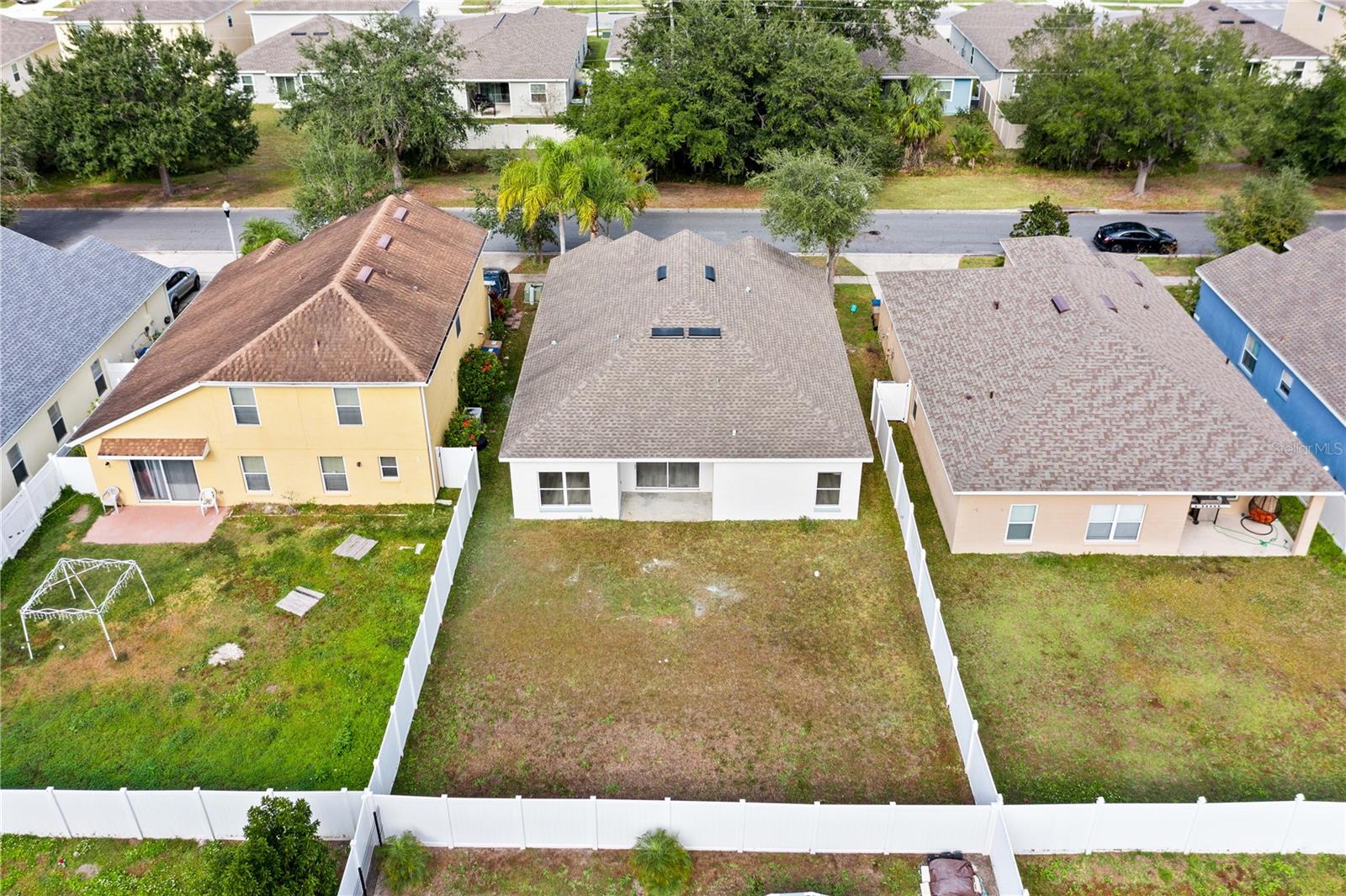 CYPRESS SHADOWS UNIT 1 - Residential