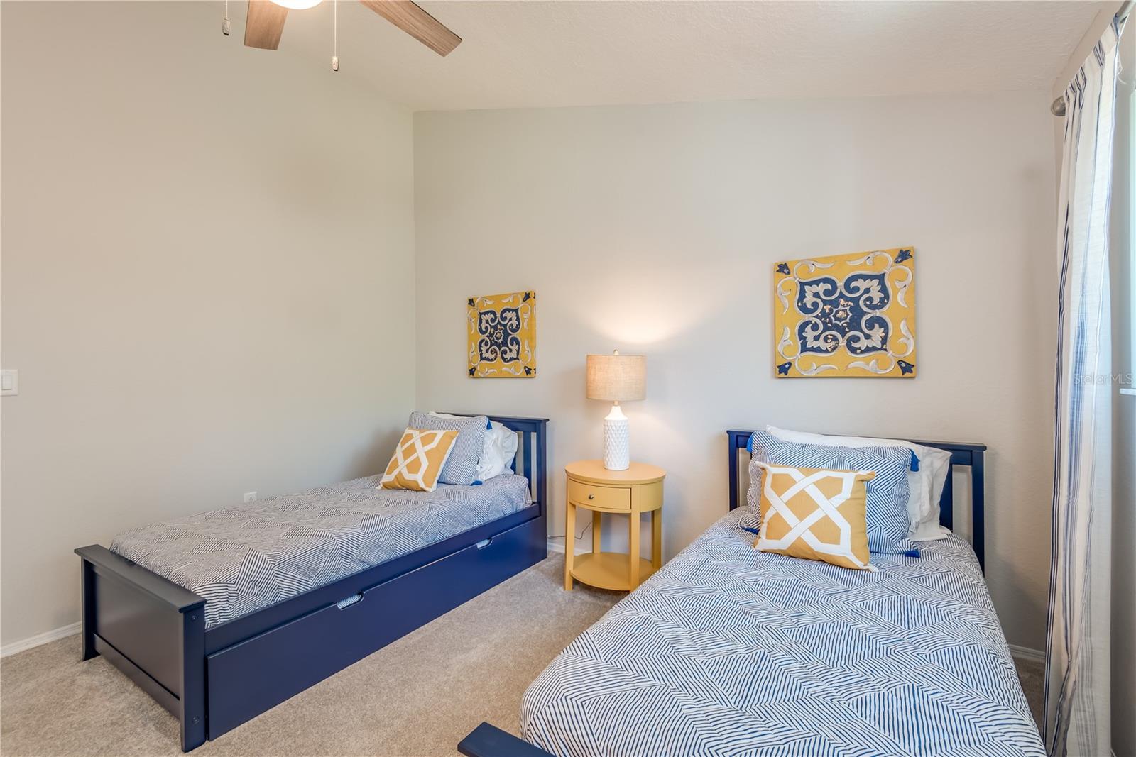 VILLAGES/SEAPOT CONDO - Residential Lease