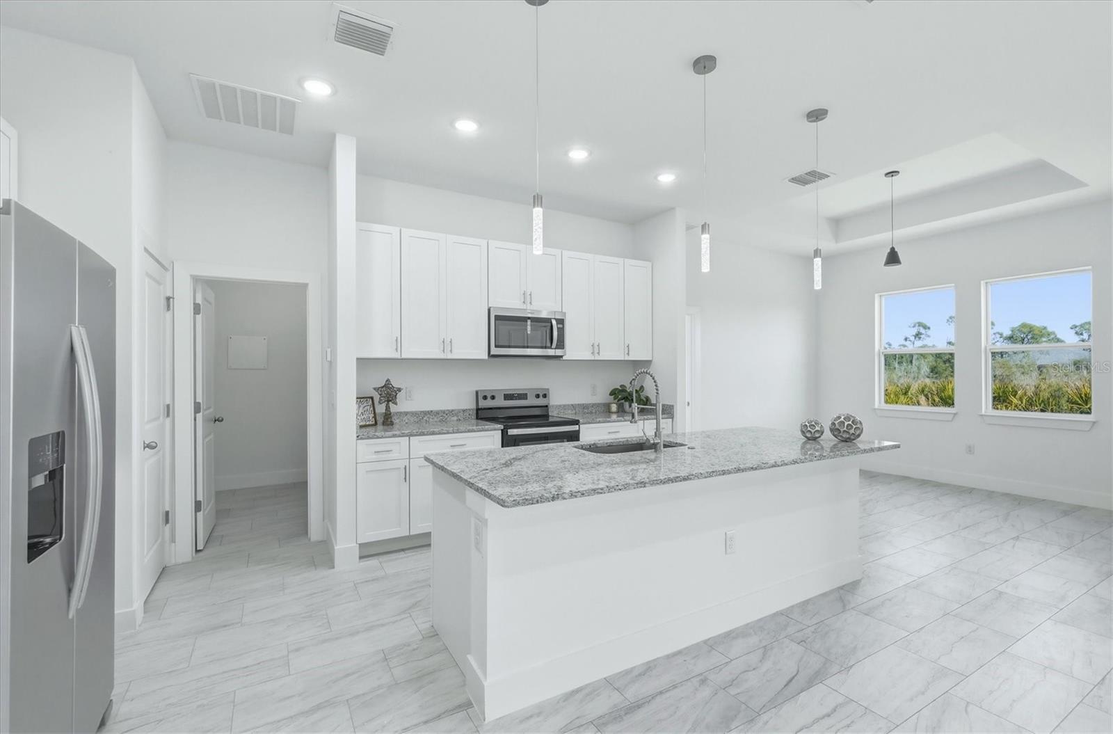 ROTONDA SANDS - Residential