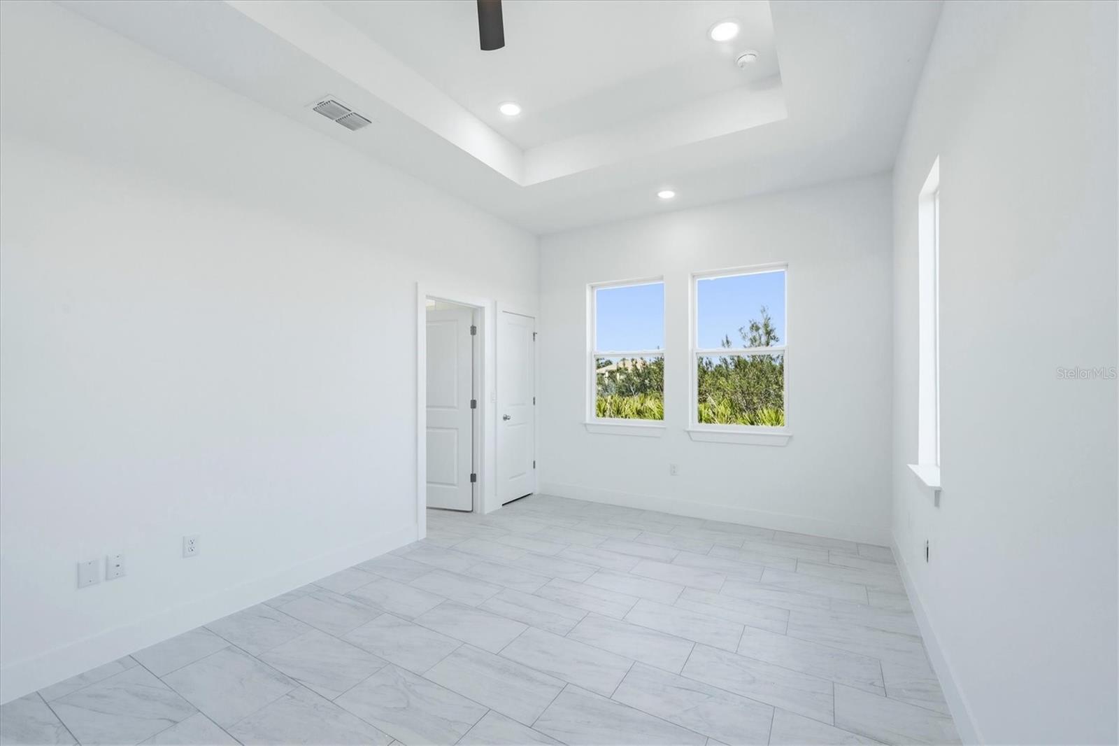 ROTONDA SANDS - Residential