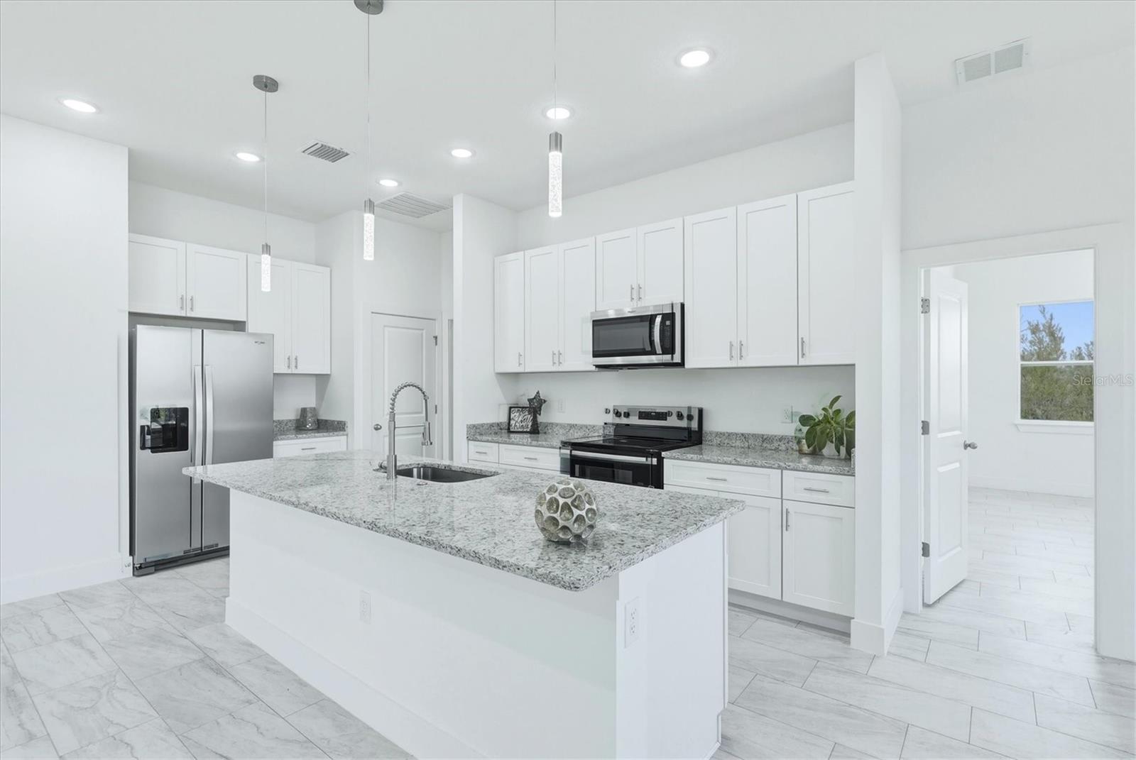 ROTONDA SANDS - Residential