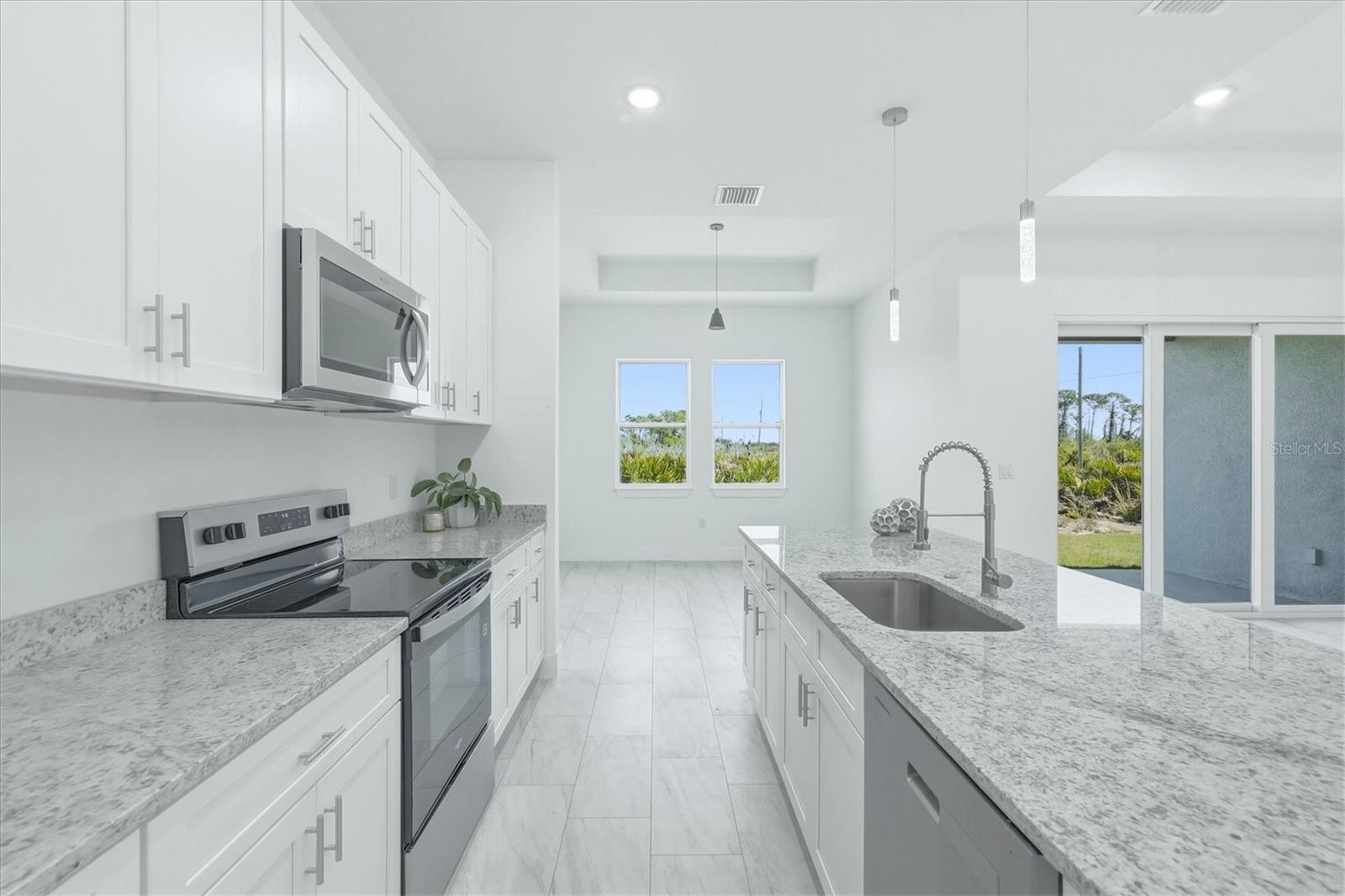 ROTONDA SANDS - Residential