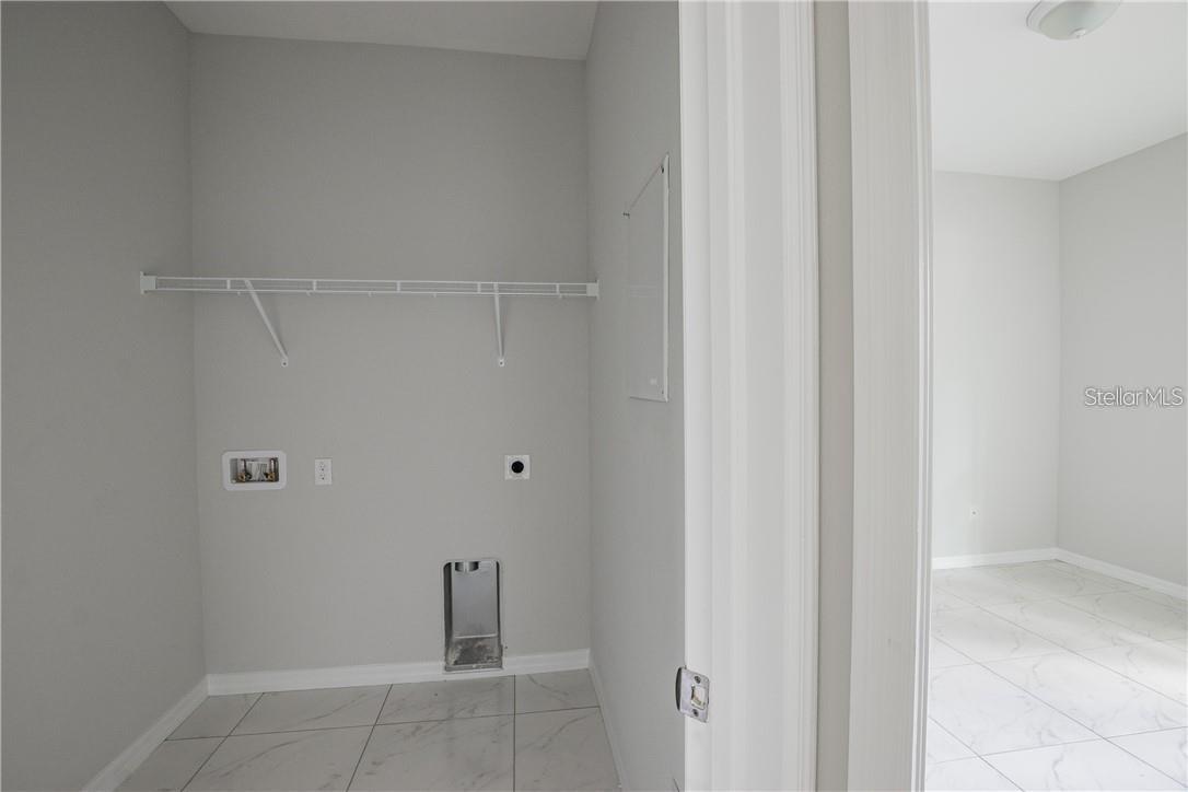 CASA LOMA SUB - Residential