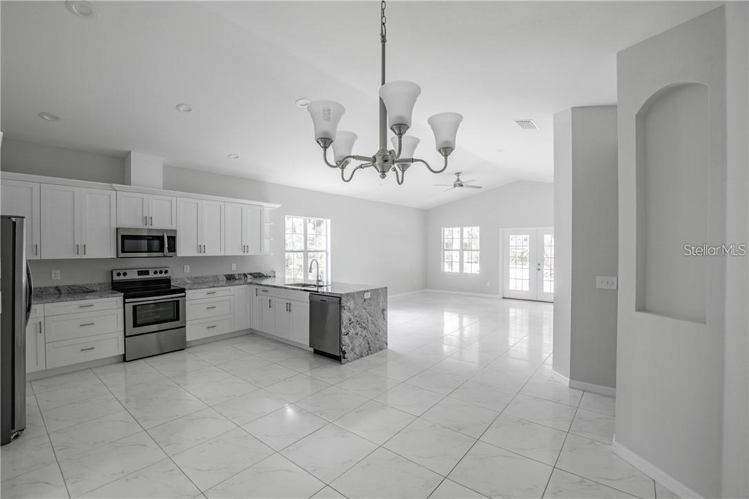 CASA LOMA SUB - Residential