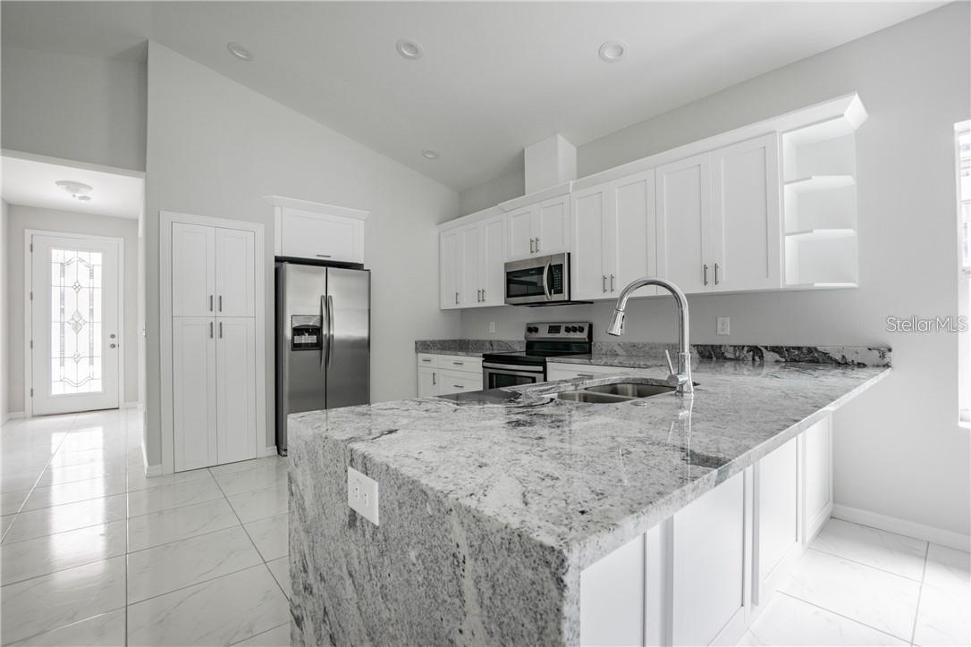 CASA LOMA SUB - Residential