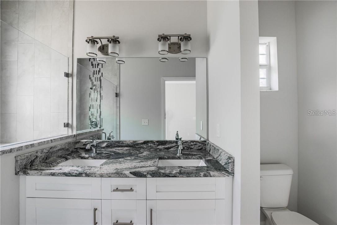 CASA LOMA SUB - Residential