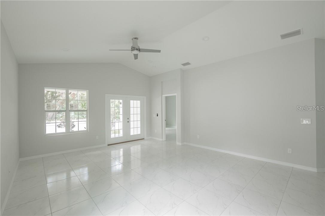 CASA LOMA SUB - Residential