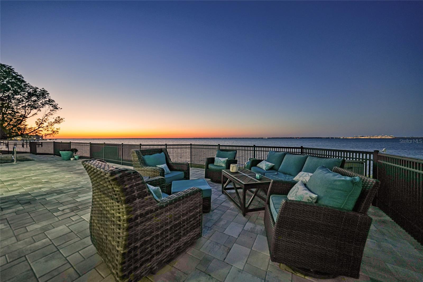 PUNTA GORDA ISLES SEC 10 - Residential