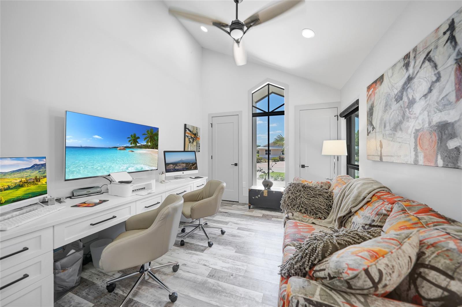 PUNTA GORDA ISLES SEC 10 - Residential