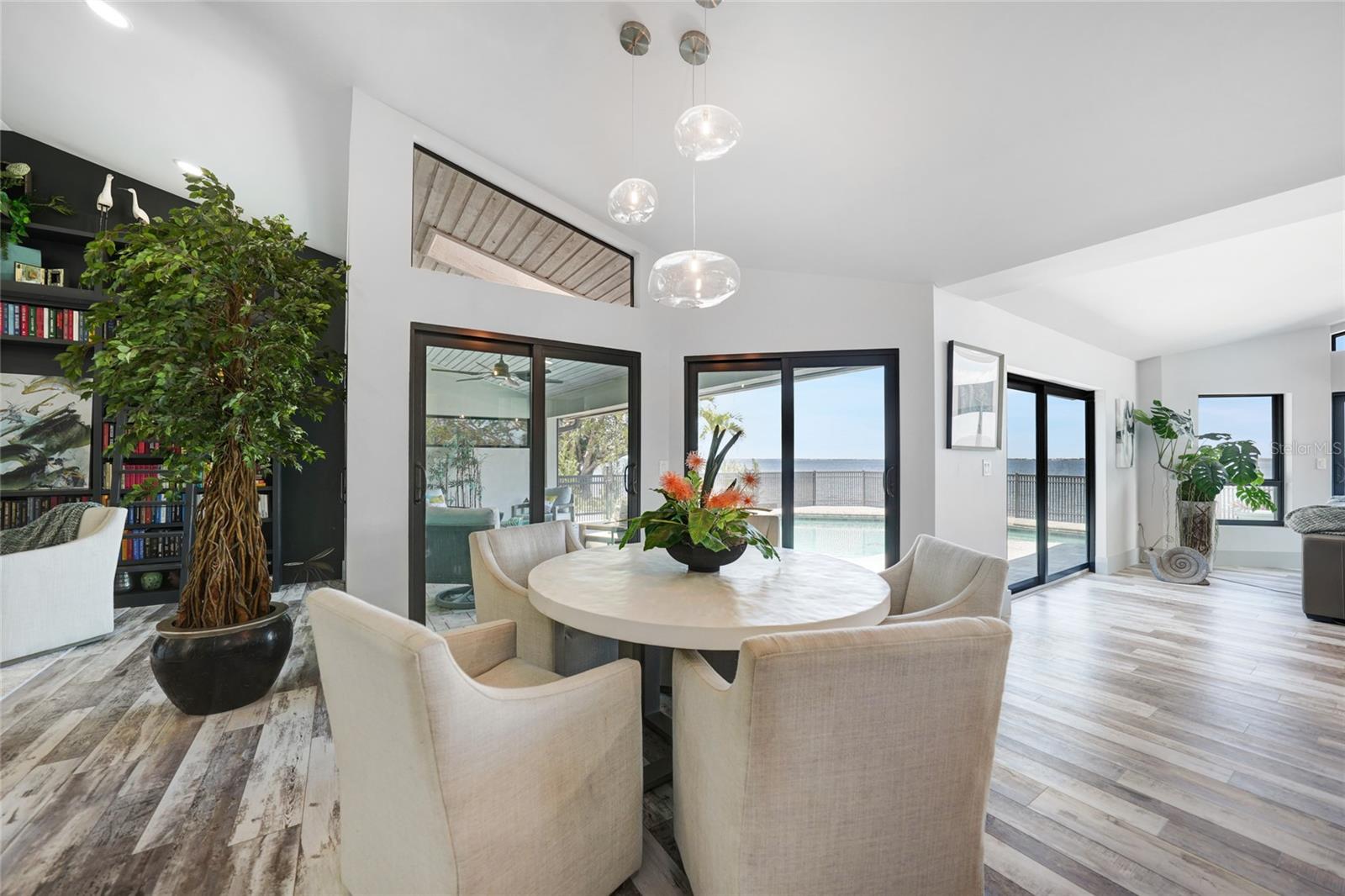 PUNTA GORDA ISLES SEC 10 - Residential