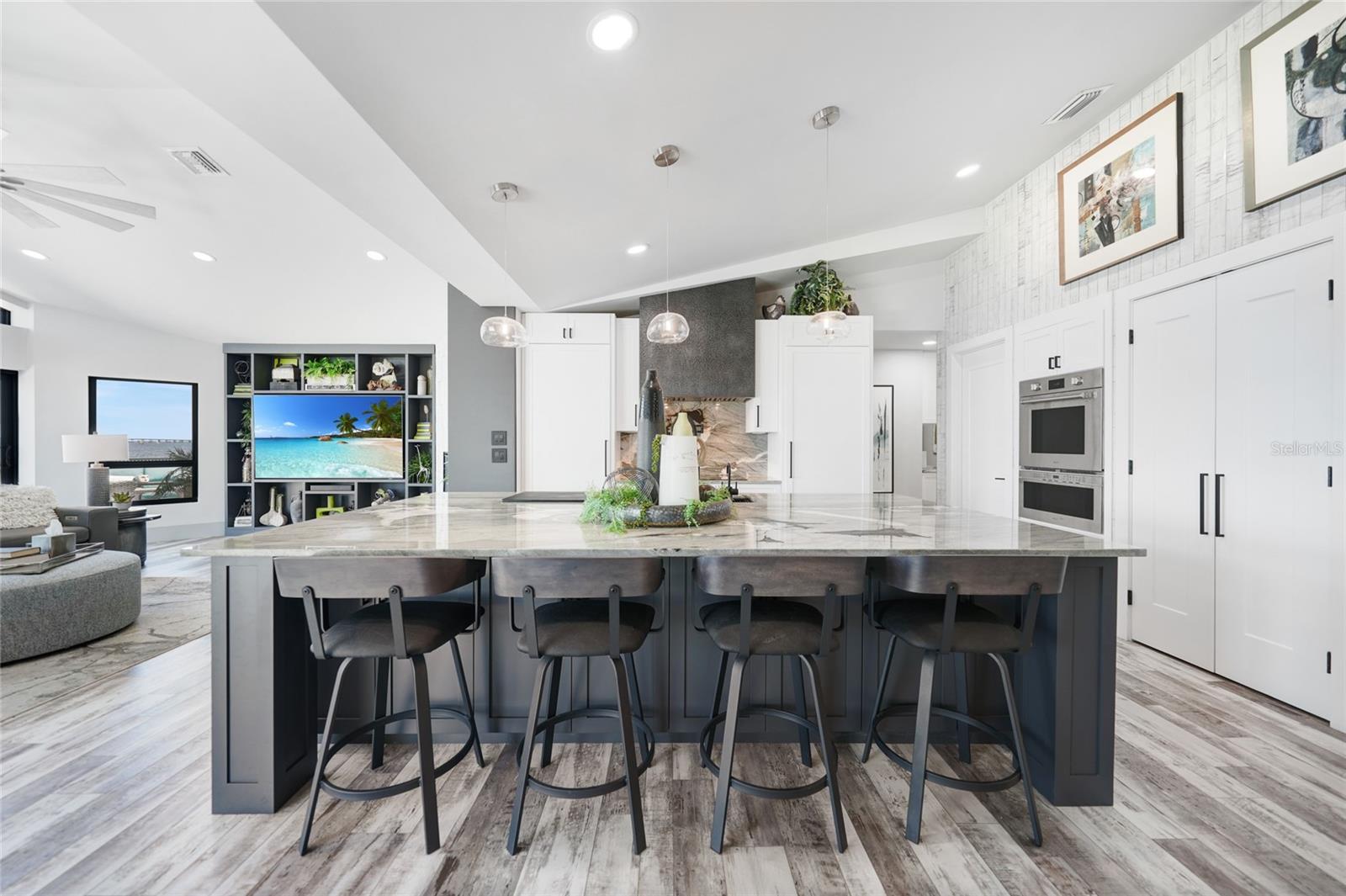 PUNTA GORDA ISLES SEC 10 - Residential