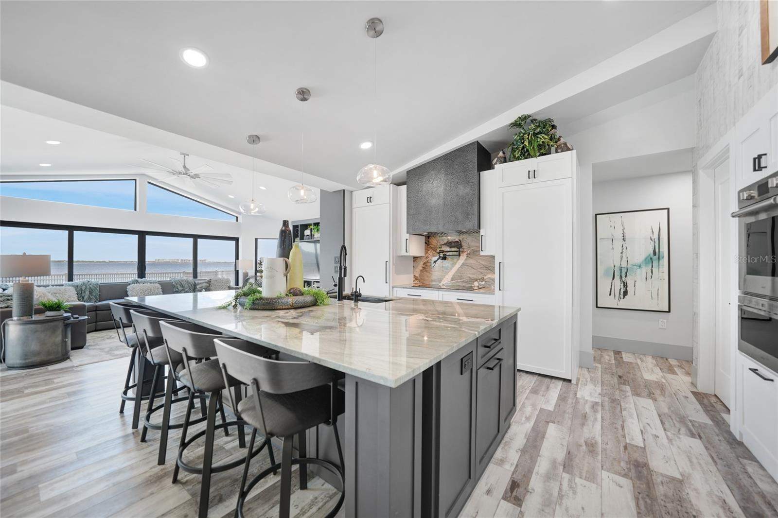 PUNTA GORDA ISLES SEC 10 - Residential