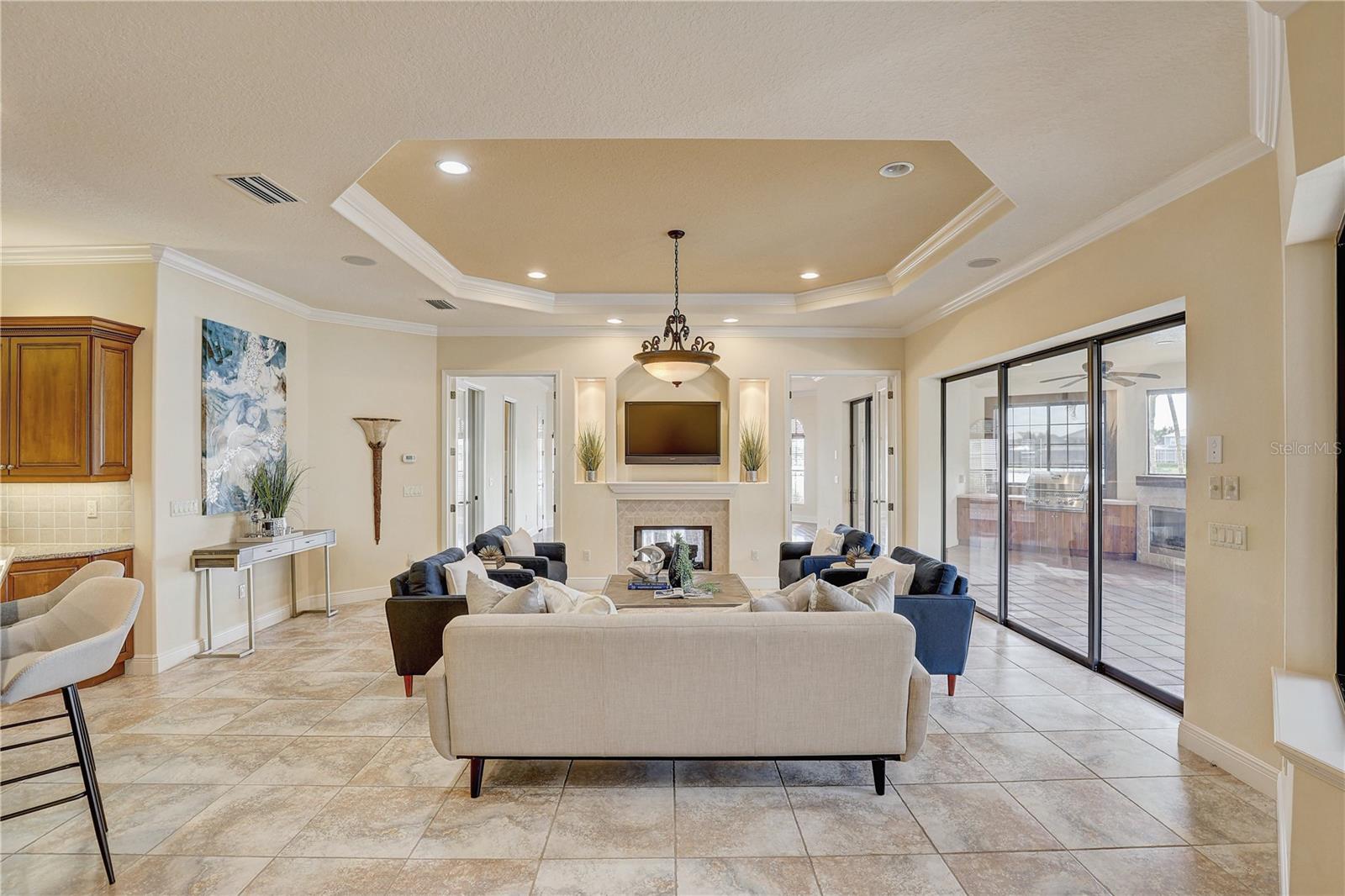 MIRABAY PH 2A-4 - Residential