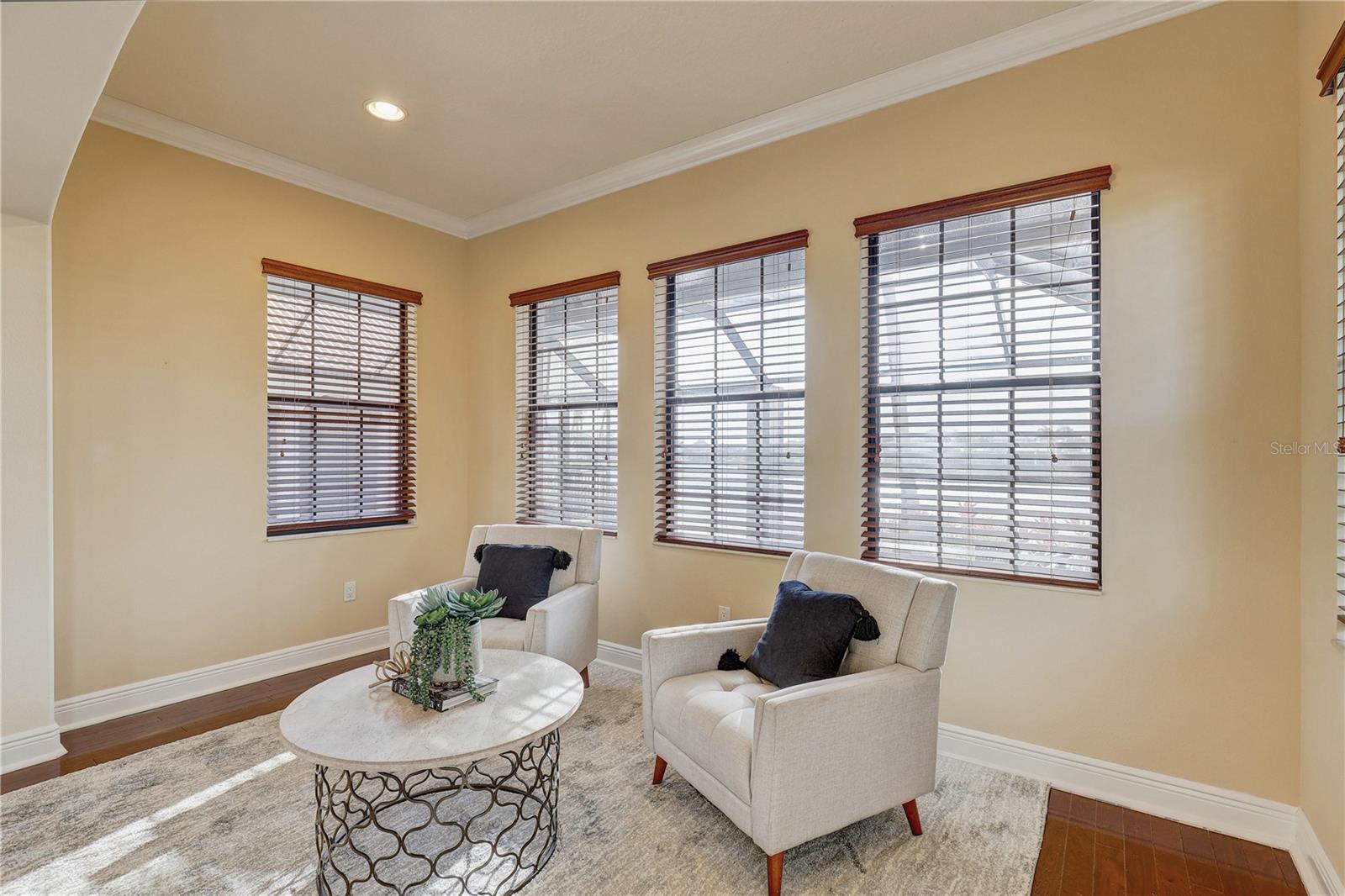 MIRABAY PH 2A-4 - Residential