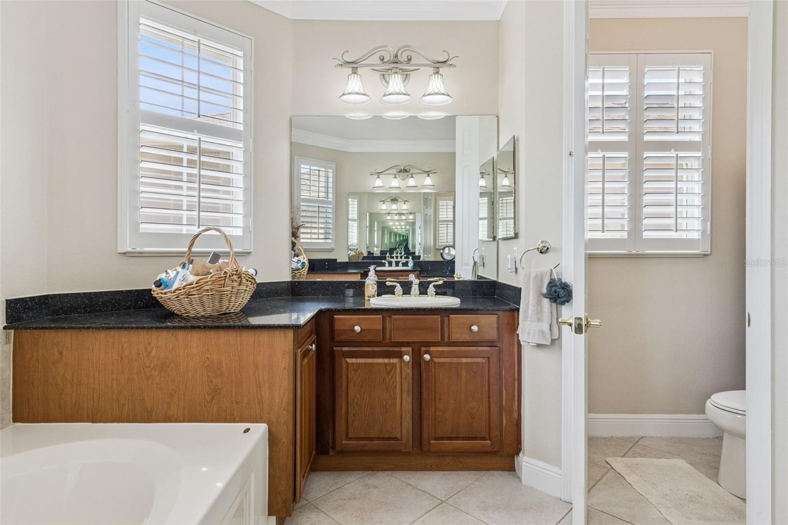 SOLIVITA-PH VIA - Residential