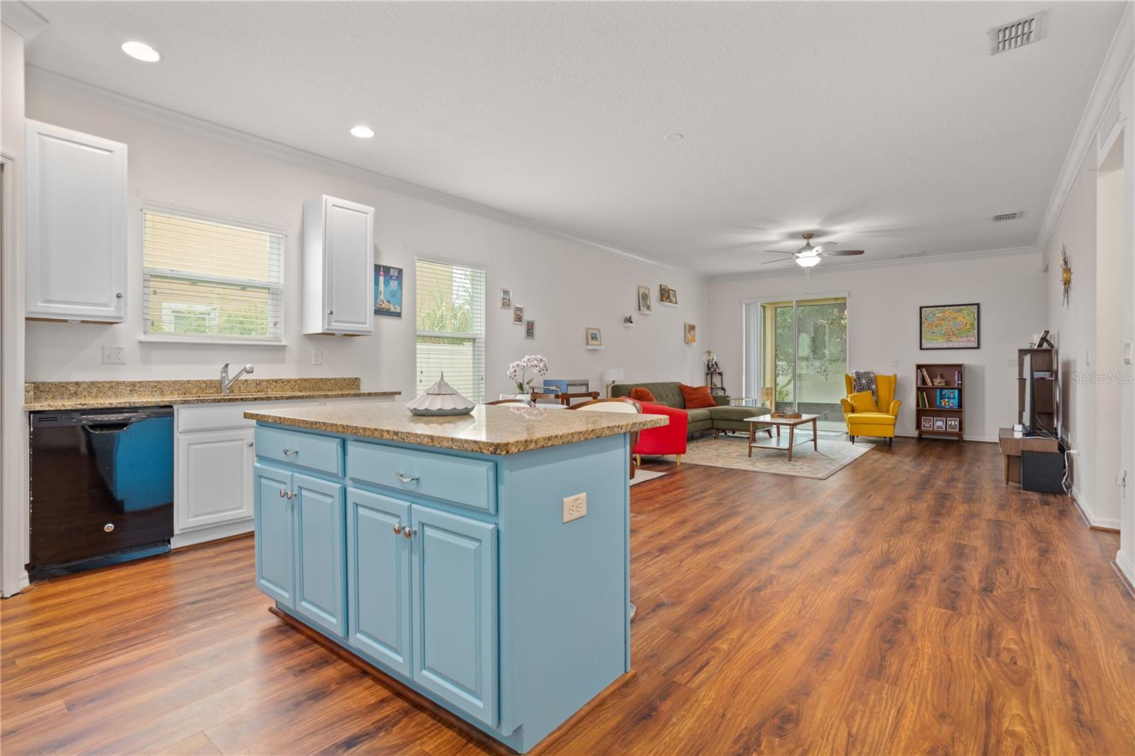 2916 MOONSTONE BEND