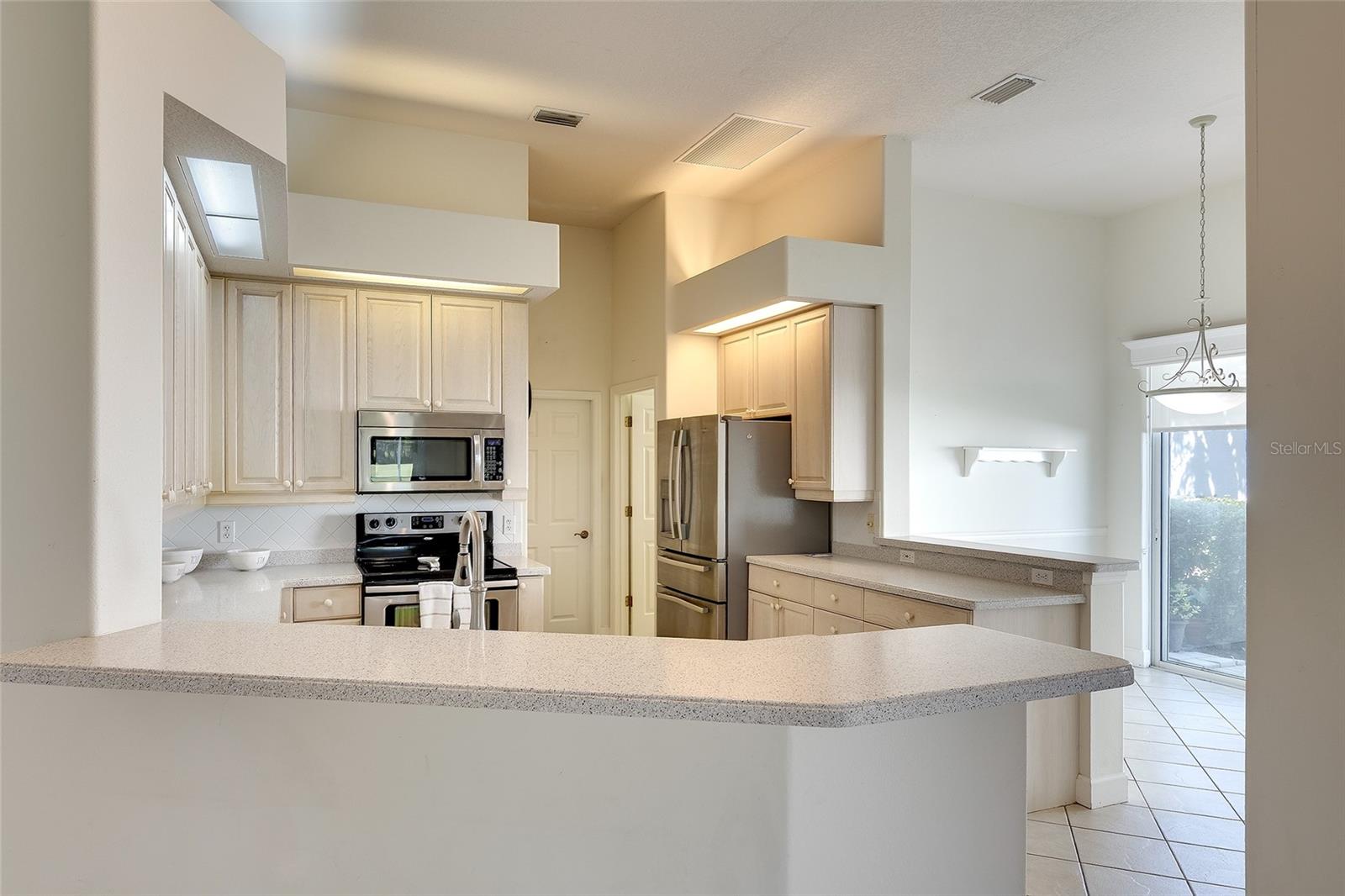 ROSEDALE 10 - Residential