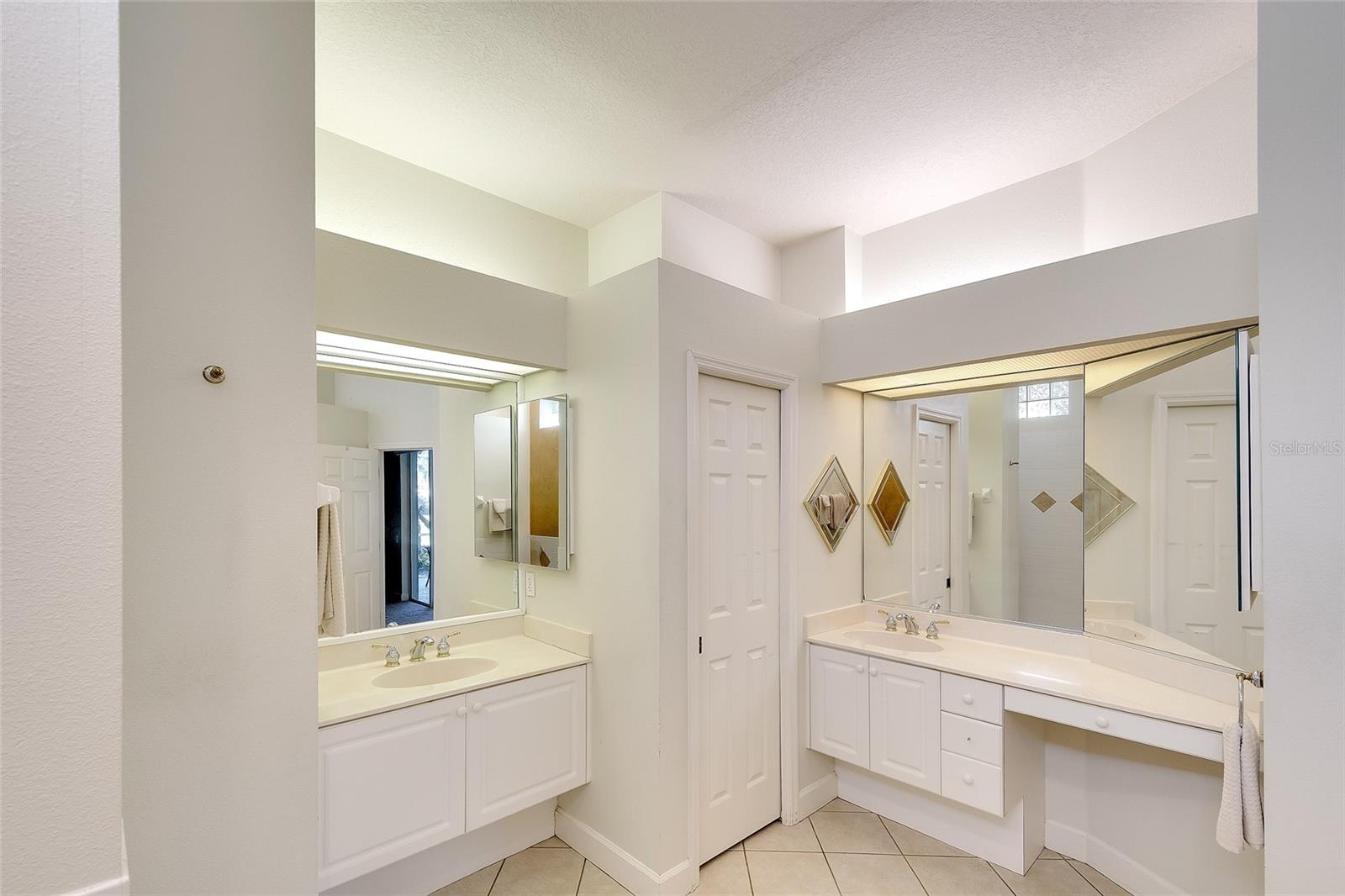 ROSEDALE 10 - Residential