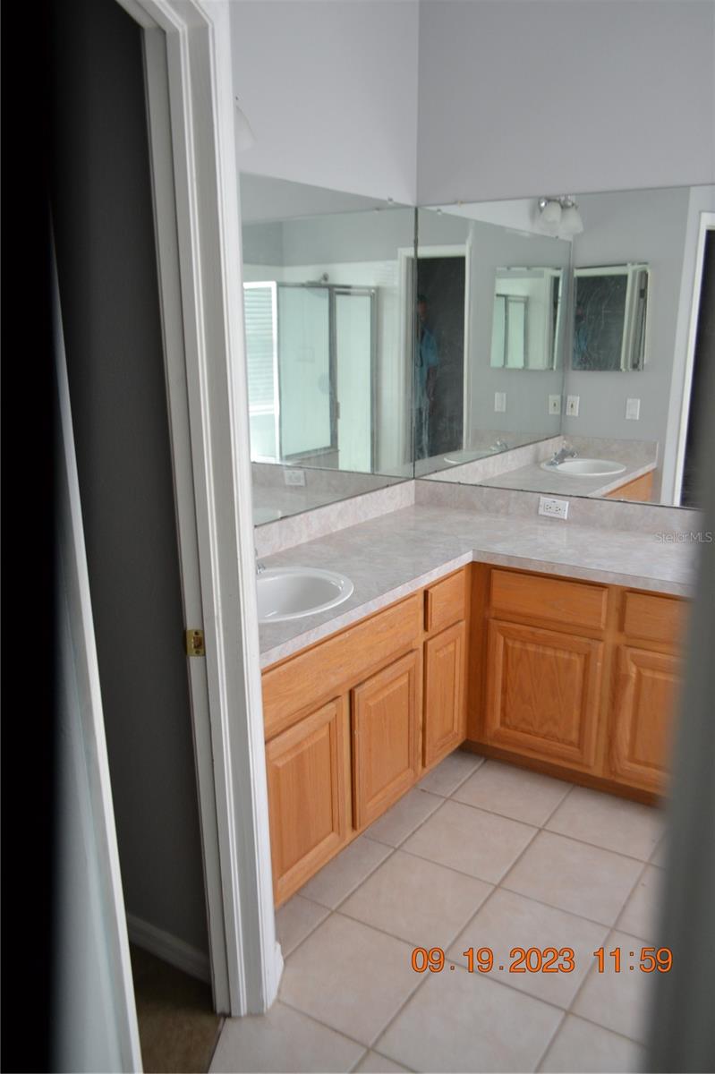 WYNDHAM LAKE SUB PH ONE - Residential