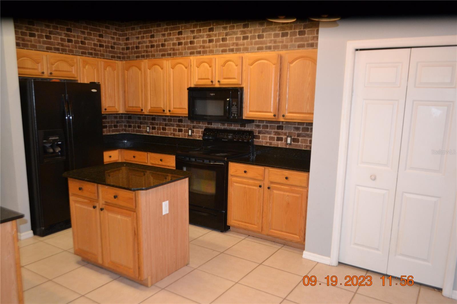 WYNDHAM LAKE SUB PH ONE - Residential