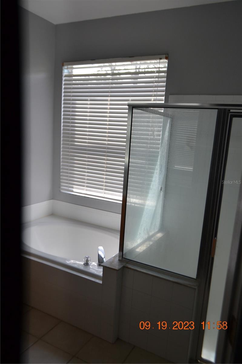 WYNDHAM LAKE SUB PH ONE - Residential