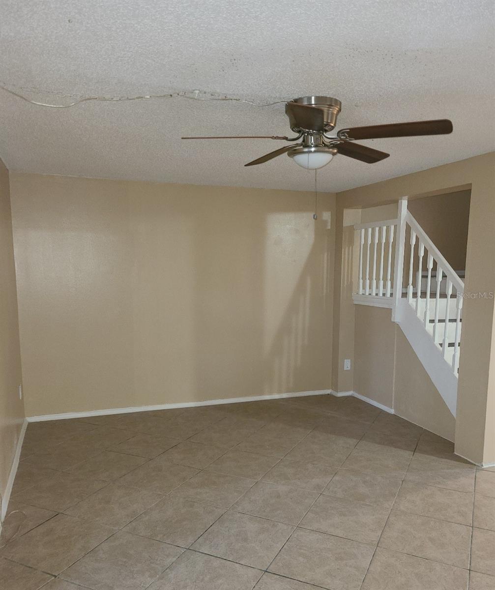 ACORN VILLAGE CONDO PH 02 - Residential