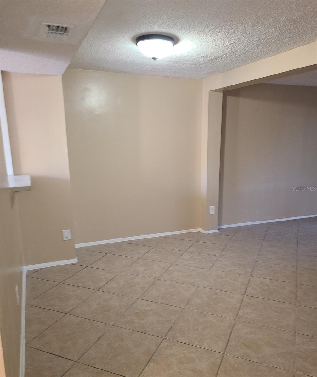 ACORN VILLAGE CONDO PH 02 - Residential